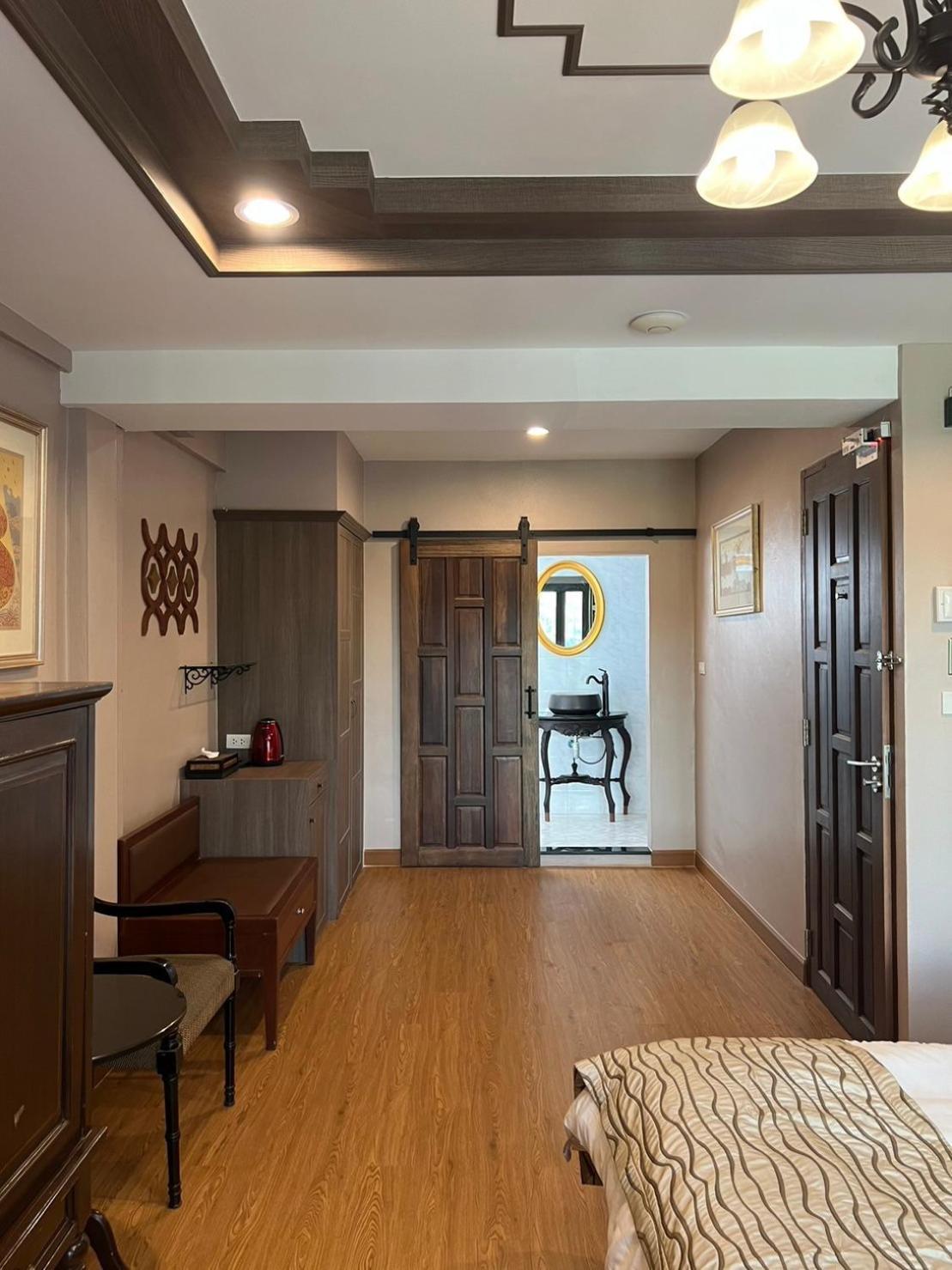 בנגקוק Quinstel Hostel מראה חיצוני תמונה